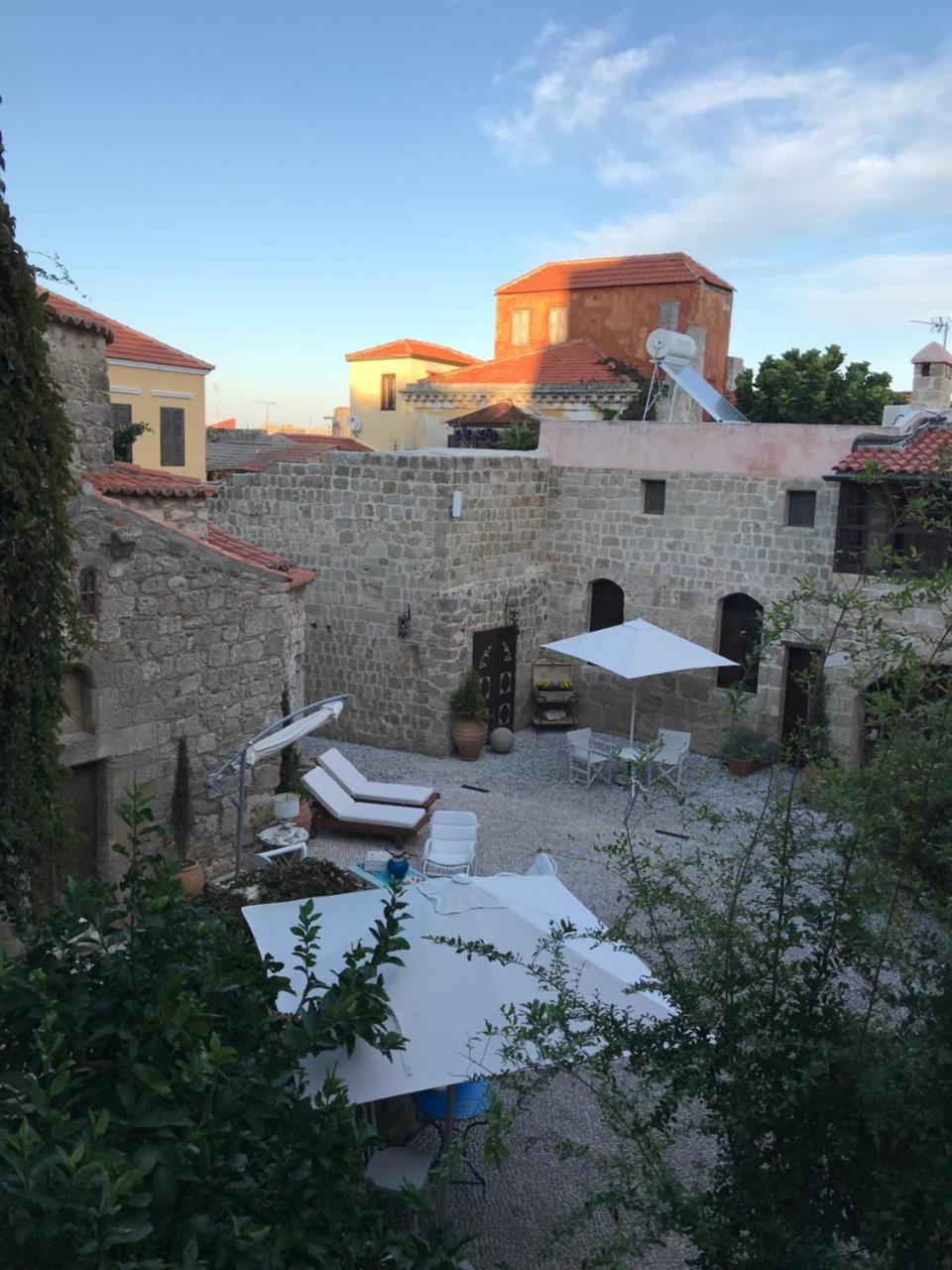 Saint Artemios And Oriental 4*