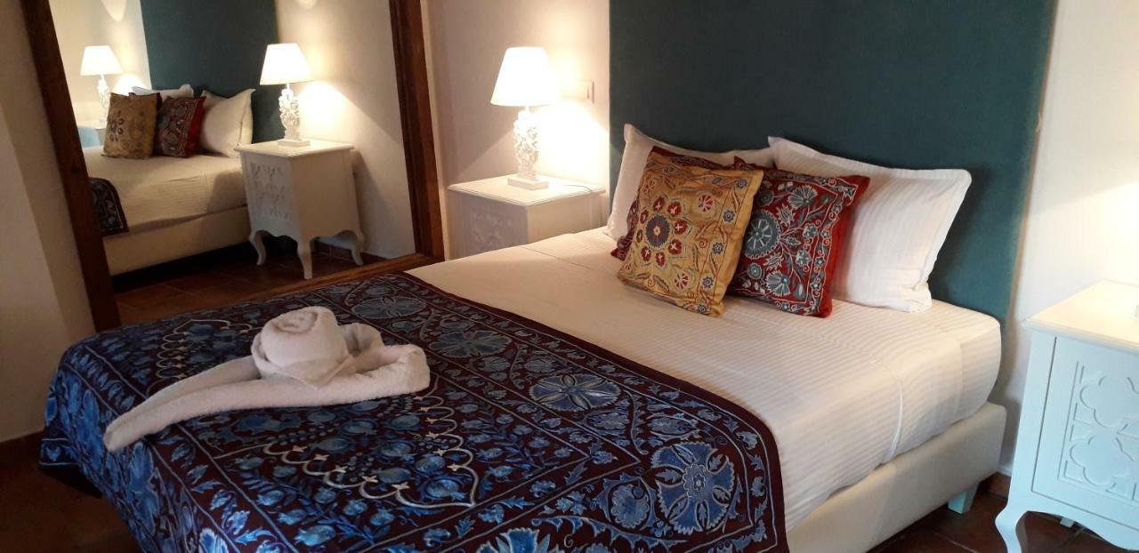 Gasthuis Saint Artemios And Oriental 4*